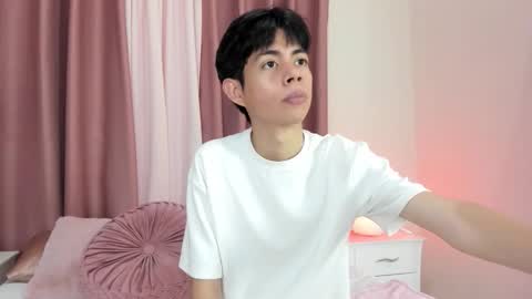 Snapshot of daniell_rdrig chatting on 03/21/26, 12:43 Daniel online show from 03/21/26, 12:43