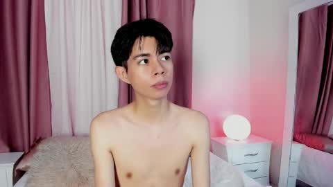 Snapshot of daniell_rdrig chatting on 04/12/26, 12:54 Daniel online show from 04/12/26, 12:54