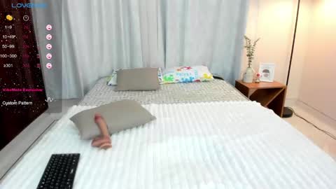 Snapshot of daniell_rdrig chatting on 04/22/26, 01:34 Daniel online show from 04/22/26, 01:34