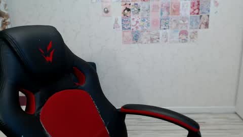 Daniella Martin online show from 05/17/26, 12:30