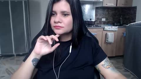 Snapshot of daniellerain chatting on 02/02/26, 08:29 daniellerain online show from 02/02/26, 08:29