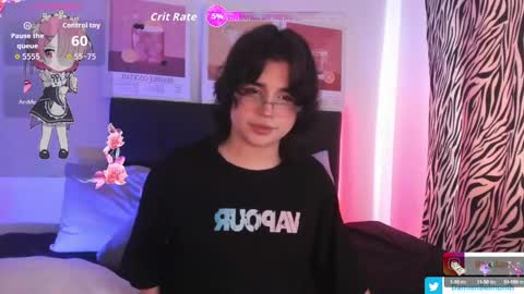 Snapshot of daniellesins_ chatting on 10/14/25, 03:57    online show from 10/14/25, 03:57