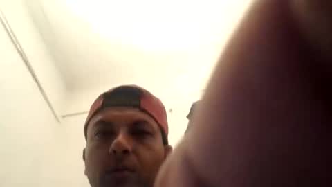 Snapshot of danielmark28 chatting on 02/21/25, 06:37 danielmark28 online show from 02/21/25, 06:37