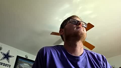 Snapshot of danielp_mod_cb chatting on 10/27/25, 06:56 Daniel y. online show from 10/27/25, 06:56