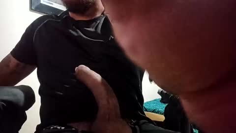 Snapshot of danielsad24 chatting on 10/06/25, 06:44 Danielsan online show from 10/06/25, 06:44