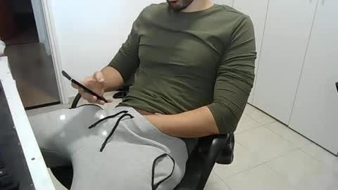 daniell sexy body online show from 12/07/24, 10:12