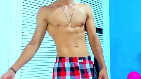 Snapshot of danii_scot chatting on 01/11/25, 06:56 Dani online show from 01/11/25, 06:56