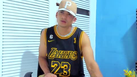 Snapshot of danii_scot chatting on 01/30/25, 04:06 Dani online show from 01/30/25, 04:06