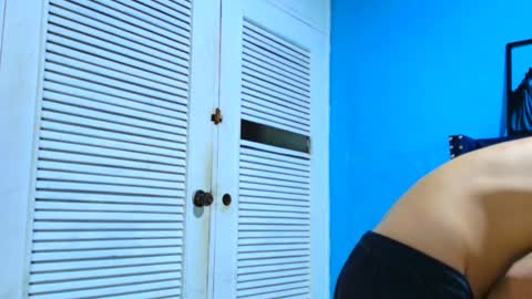 Snapshot of danii_scot chatting on 03/07/25, 07:19 Dani online show from 03/07/25, 07:19