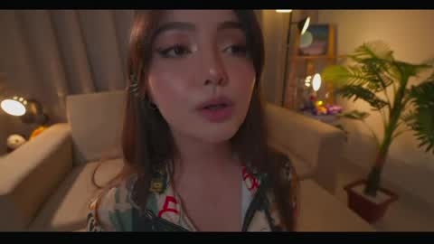      online show from 06/04/26, 10:49