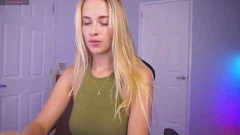 Hi my name is Anna. Please say hello I like to chat with you. If u have request use Tip option .Thank you online show from 01/23/25, 01:41