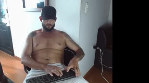 Snapshot of daniloh_xxx chatting on 02/11/26, 07:30 daniloh_xxx online show from 02/11/26, 07:30