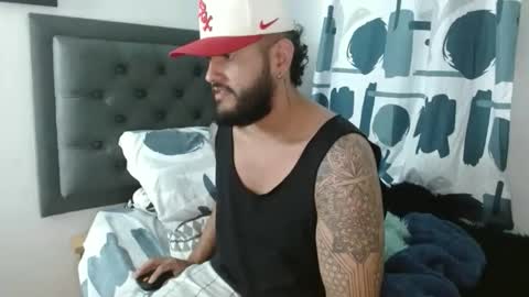 Snapshot of daniloh_xxx chatting on 02/15/26, 07:51 daniloh_xxx online show from 02/15/26, 07:51