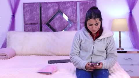 Snapshot of danilu_eva21 chatting on 11/14/25, 08:18 Danilu and Eva online show from 11/14/25, 08:18