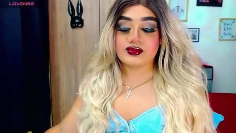 Snapshot of danipein chatting on 12/16/25, 03:55 danipein online show from 12/16/25, 03:55