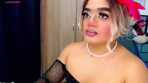 Snapshot of danipein chatting on 01/15/26, 06:40 danipein online show from 01/15/26, 06:40