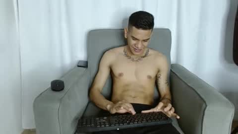 Snapshot of danisex_1 chatting on 04/22/26, 02:58 danisex_1 online show from 04/22/26, 02:58