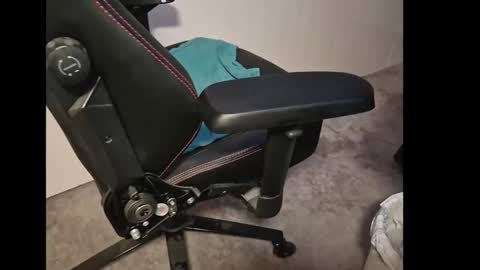 Snapshot of danishblondy612 chatting on 12/04/24, 02:09 danishblondy612 online show from 12/04/24, 02:09