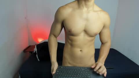 Snapshot of danisus chatting on 04/29/26, 01:48 Danisus online show from 04/29/26, 01:48
