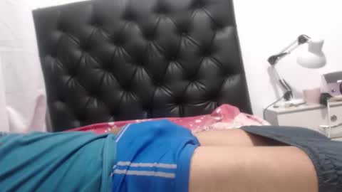 Snapshot of danivoyeur21 chatting on 11/23/25, 02:22 daniel segura online show from 11/23/25, 02:22