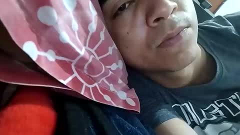 Snapshot of danivoyeur21 chatting on 04/11/26, 05:12 daniel segura online show from 04/11/26, 05:12