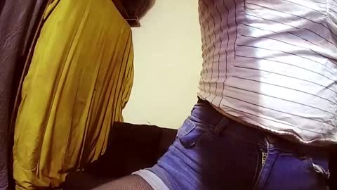 dandeb online show from 11/26/25, 10:49