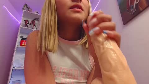 Pau online show from 01/18/25, 07:28