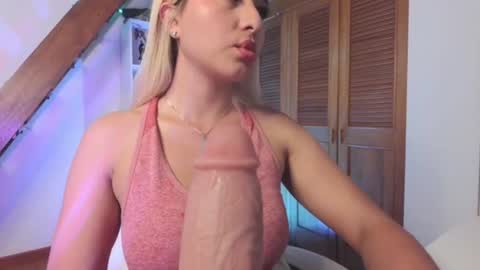 Pau online show from 07/23/26, 06:17