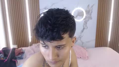 Snapshot of dann_jell chatting on 03/20/26, 08:03 Danniela y Victoria online show from 03/20/26, 08:03