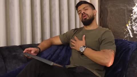 Dann saenz online show from 11/18/25, 11:47