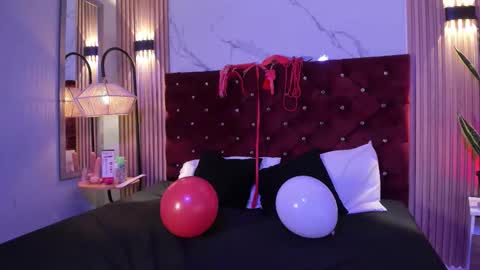 Snapshot of danna__rouse chatting on 02/16/26, 08:16 Danna online show from 02/16/26, 08:16