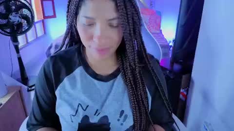 Snapshot of danna_berry chatting on 08/05/26, 04:21 DannaBerry online show from 08/05/26, 04:21