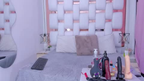 Danna Flame online show from 11/04/25, 01:21