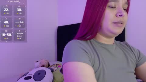 Snapshot of danna_luu chatting on 05/19/26, 03:24 Danna online show from 05/19/26, 03:24