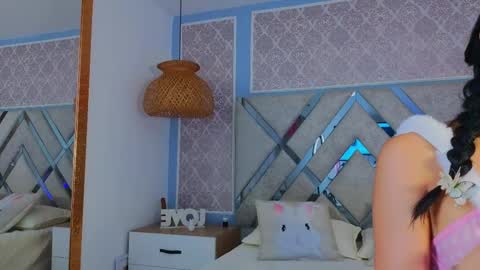 Snapshot of danna_peters chatting on 04/17/26, 08:23 danna_peters online show from 04/17/26, 08:23