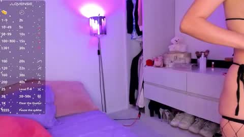 Snapshot of danna_rhodesx chatting on 03/28/26, 06:13 Danna Rhodes online show from 03/28/26, 06:13