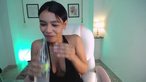 Snapshot of danna_rouse_ chatting on 07/01/26, 10:53 Danna online show from 07/01/26, 10:53