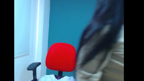 Snapshot of danna_rouses_ chatting on 03/09/26, 08:24 dannarouses online show from 03/09/26, 08:24