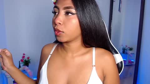 Danna online show from 12/21/24, 05:40