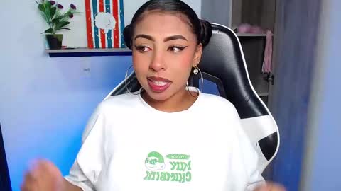 Danna online show from 10/27/25, 08:18