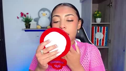 Danna online show from 02/04/26, 10:54