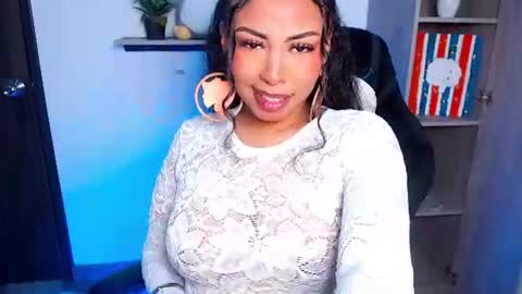 Snapshot of danna_schmidt23 chatting on 06/13/26, 07:39 Danna online show from 06/13/26, 07:39