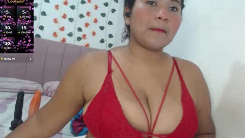 dannaberlin_0 online show from 10/22/25, 02:17