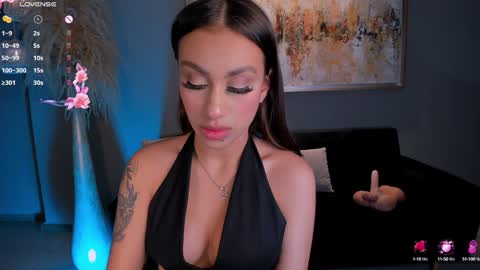 Danna Cruz  online show from 12/03/24, 10:18