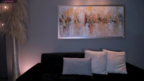 Danna Cruz  online show from 12/05/24, 06:55