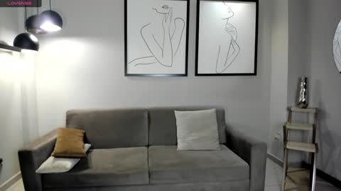 Danna Cruz  online show from 12/22/24, 10:49