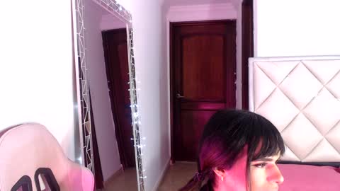 Snapshot of dannadoll69 chatting on 01/05/25, 11:59 Dannamunoz130 online show from 01/05/25, 11:59