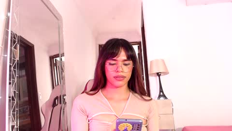 Snapshot of dannadoll69 chatting on 01/20/25, 06:10 Dannamunoz130 online show from 01/20/25, 06:10