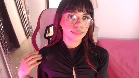 Snapshot of dannadoll69 chatting on 01/22/25, 02:56 Dannamunoz130 online show from 01/22/25, 02:56