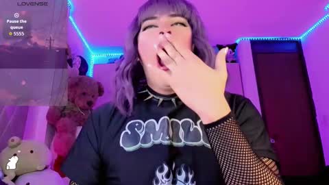 Snapshot of dannadolls chatting on 03/15/26, 04:24 dannadolls online show from 03/15/26, 04:24